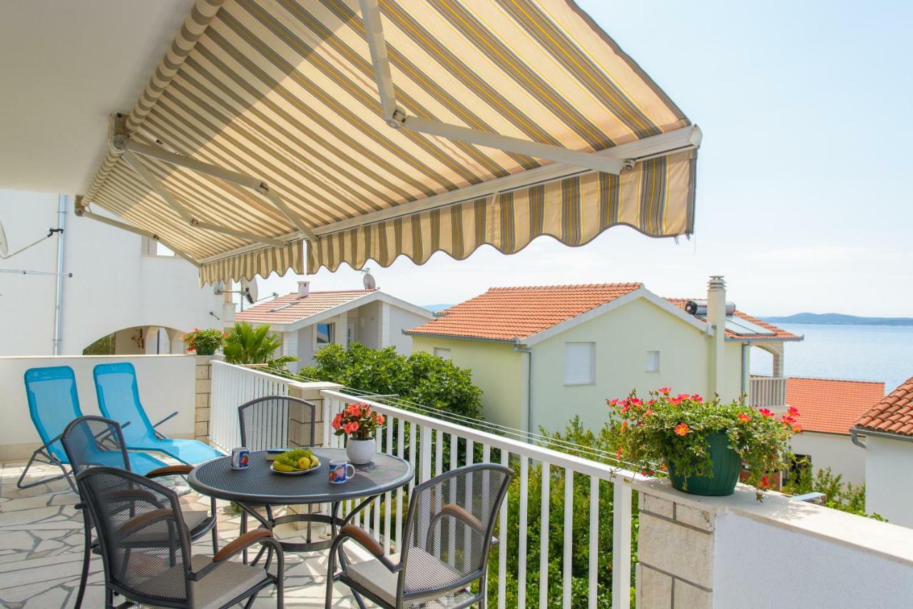 Apartments Klasan Trogir Bagian luar foto